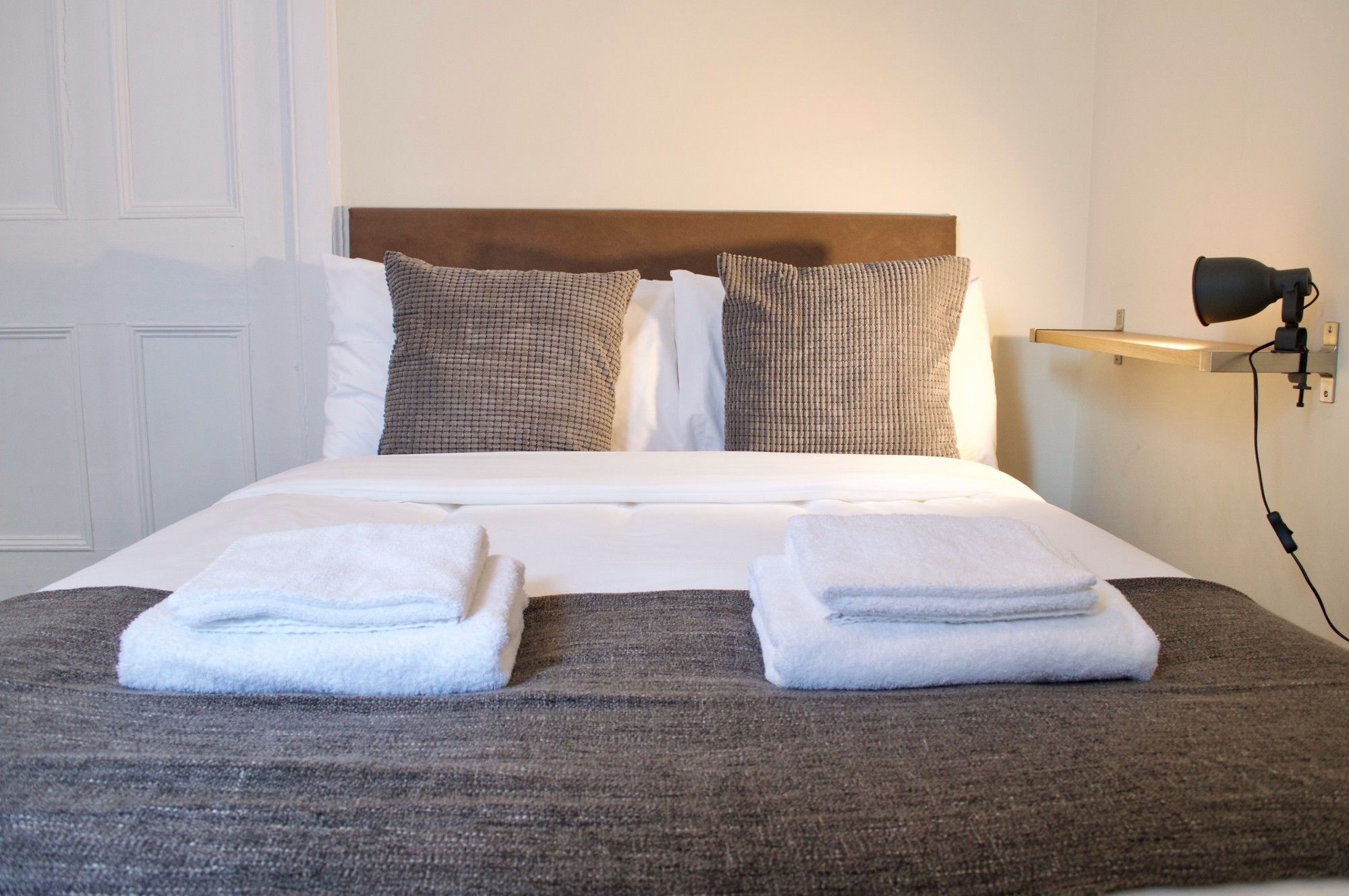 אדינבורו 3 Bedroom Apartment Accommodates 8 מראה חיצוני תמונה